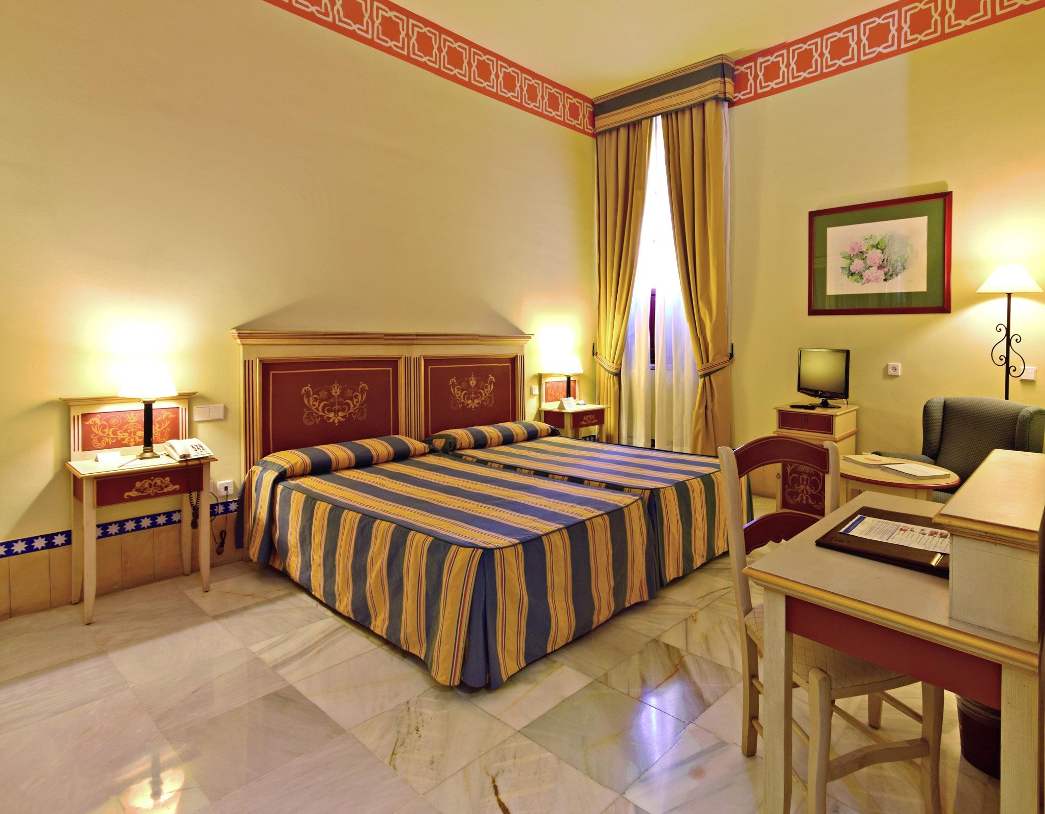קרמונה Hotel Alcazar De La Reina מראה חיצוני תמונה